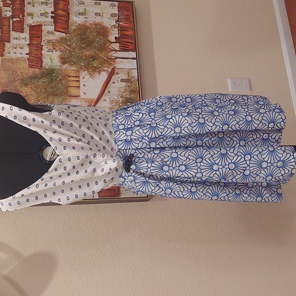 ANTONIO MELANI EMBROIDERED FLORAL SPRING DRESS Sz 14 punched fabric! Pleats! OmG - Picture 4 of 7